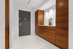 305 E 24th St, New York, NY 10010 - Photo 9