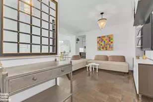 300 E 40th St, New York, NY 10016 - Photo 3