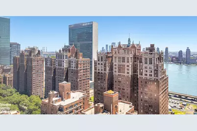 300 E 40th Street #31C, New York, NY 10016 - Photo 11