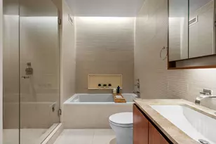 555 W 59th St, New York City, NY 10019 - Photo 5