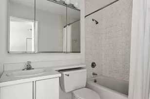 300 E 59th St, New York City, NY 10022 - Photo 9