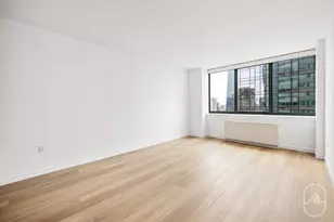 561 10th Ave, New York City, NY 10036 - Photo 5