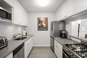 1160 3rd Ave, New York City, NY 10065 - Photo 3