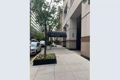 160 W 66th Street #28A, New York, NY 10023 - Photo 9