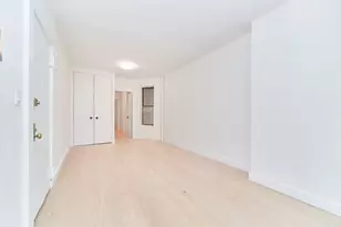 318 E 90th St, New York, NY 10128 - Photo 9