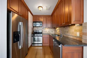 216 Calyer St, New York City, NY 11222 - Photo 7