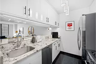 445 5th Ave, New York City, NY 10016 - Photo 5