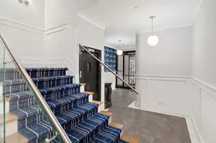 9 E 82nd St, New York City, NY 10028 - Photo 3