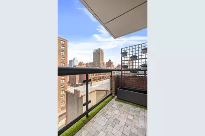 300 E 62nd Street #APT804, New York City, NY 10065 - Photo 3