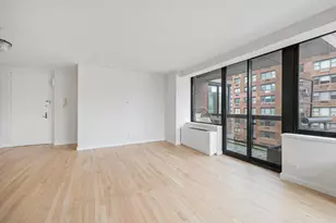 300 E 62nd St, New York City, NY 10065 - Photo 5