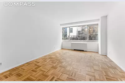 315 W 70th Street #2D, New York City, NY 10023 - Photo 13