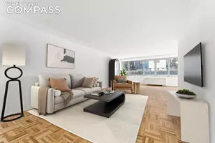 315 W 70th St, New York City, NY 10023 - Photo 1