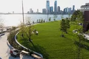 10 Little W St, New York City, NY 10004 - Photo 19