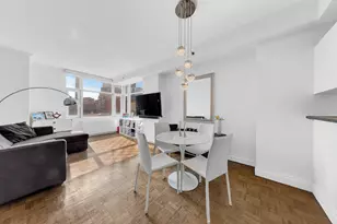 404 E 76th St, New York City, NY 10021 - Photo 5