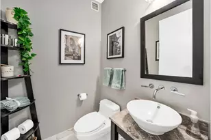 230 W 56th St, New York City, NY 10019 - Photo 11