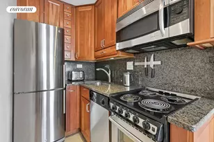 154 W 77th St, New York City, NY 10024 - Photo 3
