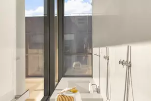 152 Elizabeth St, New York City, NY 10012 - Photo 17