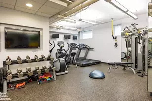 114 E 72nd St, New York City, NY 10021 - Photo 13