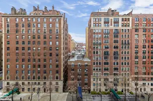 114 E 72nd St, New York City, NY 10021 - Photo 11