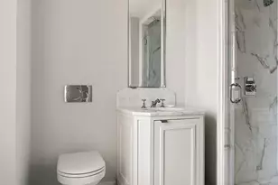 18 Gramercy Pk S, New York City, NY 10003 - Photo 27