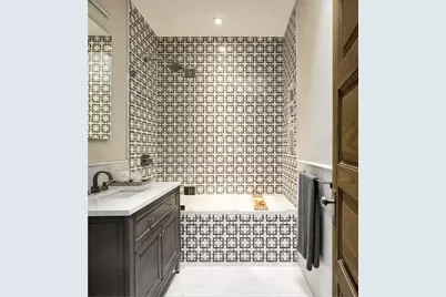 269 W 138th Street, New York City, NY 10030 - Photo 13