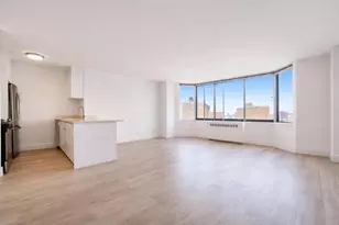 1735 York Ave, New York City, NY 10128 - Photo 3