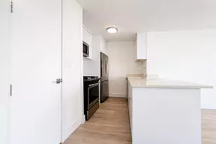 1735 York Ave, New York, NY 10128 - Photo 7