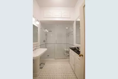 2 E End Avenue #1E, New York City, NY 10075 - Photo 9