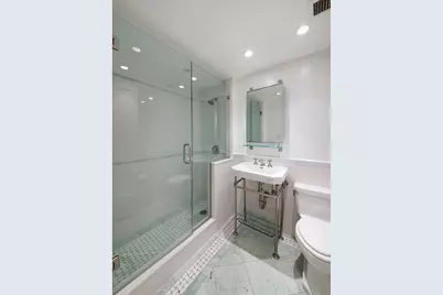 2 E End Avenue #1E, New York City, NY 10075 - Photo 15