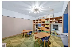 305 E 51st St, New York City, NY 10022 - Photo 15