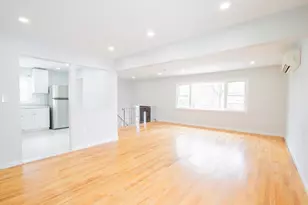73-15 170th St, New York City, NY 11366 - Photo 7