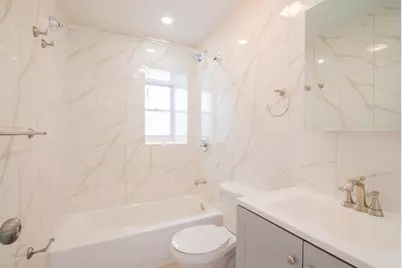 73-15 170th Street, New York City, NY 11366 - Photo 5