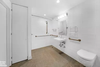 15 W 12th Street #5C, New York City, NY 10011 - Photo 9