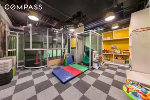 500 W 21st St, New York, NY 10011 - Photo 17