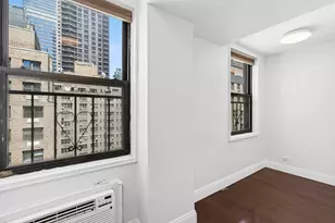141 E 55th St, New York City, NY 10022 - Photo 5