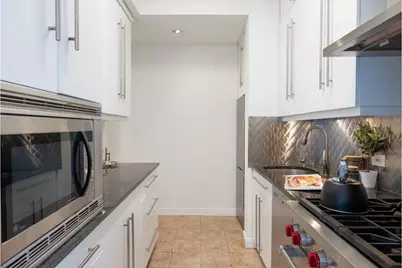 200 E 57th Street #17A, New York City, NY 10022 - Photo 7