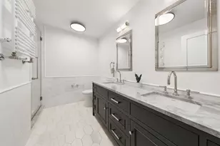 110 W 81st St, New York City, NY 10024 - Photo 19