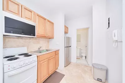 331 W 43rd Street #5B, New York City, NY 10036 - Photo 5