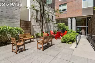 360 E 88th St, New York, NY 10128 - Photo 27