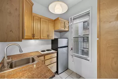 25 W 64th Street #4D, New York, NY 10023 - Photo 1