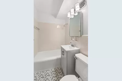 110 E 36th Street #4C, New York, NY 10016 - Photo 5