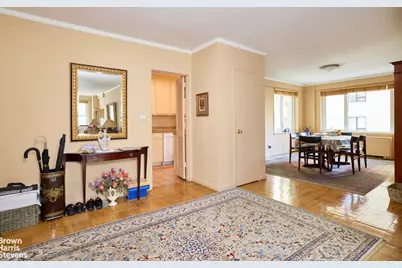 201 E 79th Street #4C, New York City, NY 10075 - Photo 5