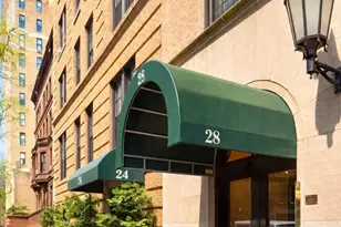 28 W 69th St, New York City, NY 10023 - Photo 9