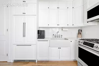 278 Nassau Avenue #2B, Brooklyn, NY 11222 - Photo 5