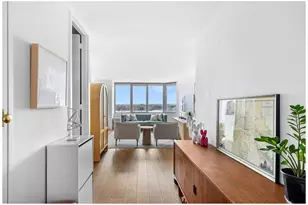 500 W 43rd St, New York City, NY 10036 - Photo 11