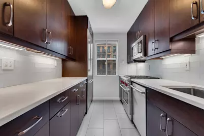 233 E 69th Street #3L, New York City, NY 10021 - Photo 3