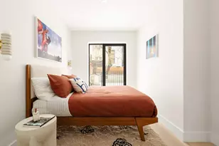 221 E 48th St, New York City, NY 10017 - Photo 15