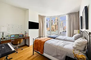 555 W 59th St, New York City, NY 10019 - Photo 7