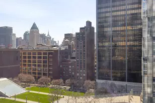 555 W 59th St, New York City, NY 10019 - Photo 15