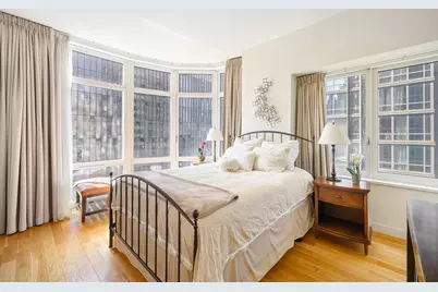 555 W 59th Street #15B, New York City, NY 10019 - Photo 7